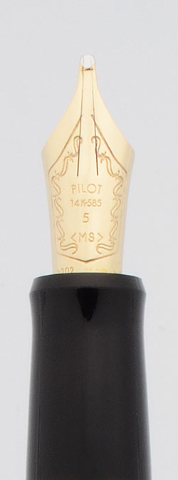 Pilot Namiki Custom 74 Fountain Pen (2002) - Black, Gold Trim, 14k